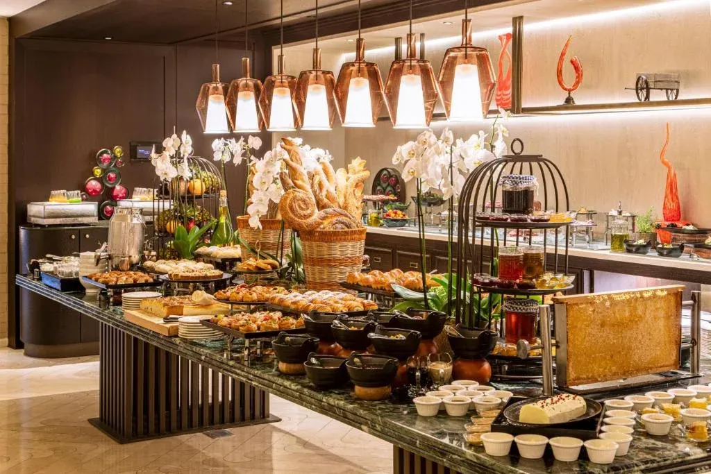 بوفه صبحانه هتل دیوان